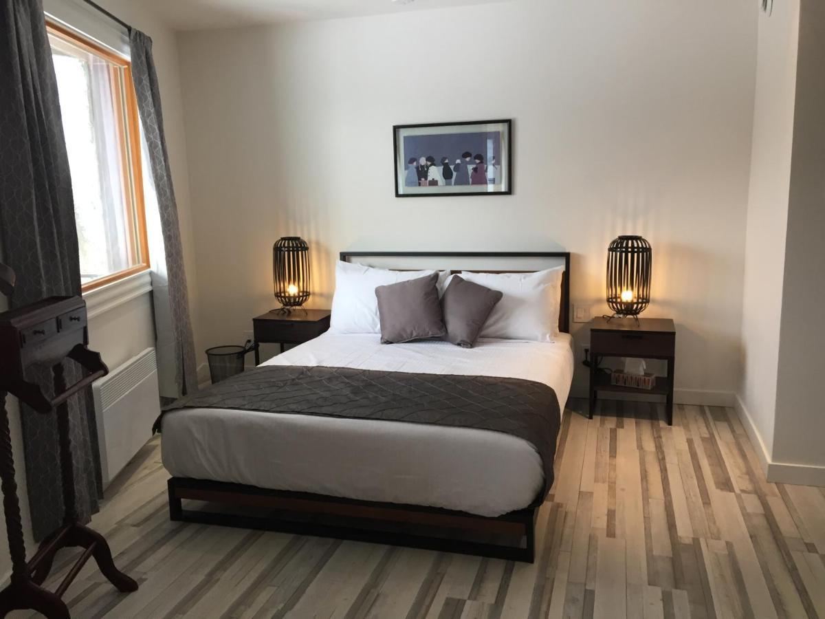 La Boheme - Bed & Breakfast Bromont Exterior photo